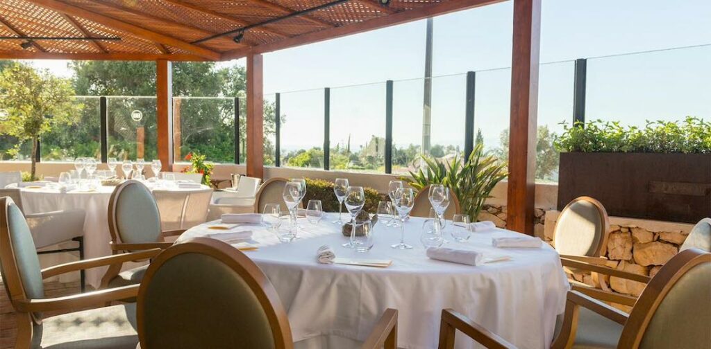 11 Best Restaurants in Carvoeiro, Portugal | The Villa Agency The Villa ...